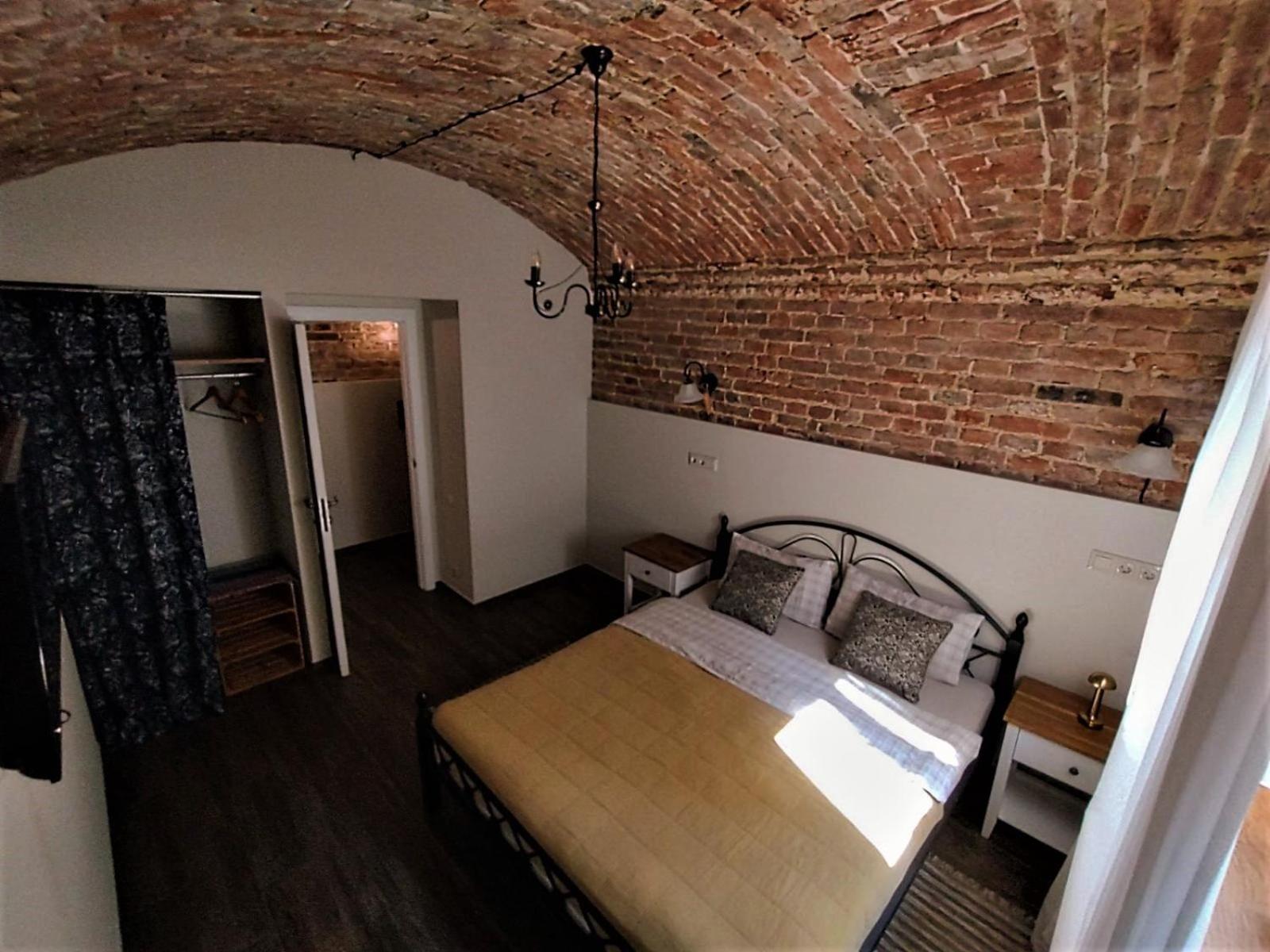Мури Старого Львова Apartment Exterior photo